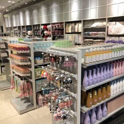 化妝品與服飾雙贏 精準選擇策略引爆銷售熱潮